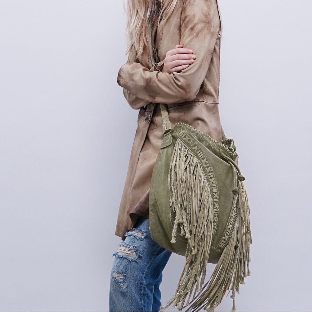 ISO Free people, armadillo, fringe bag￼!